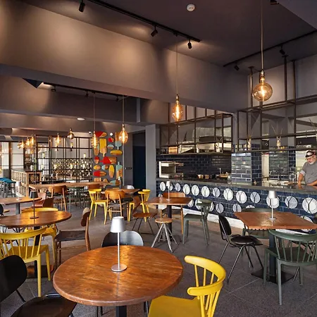 Zefir 3* サニービーチ