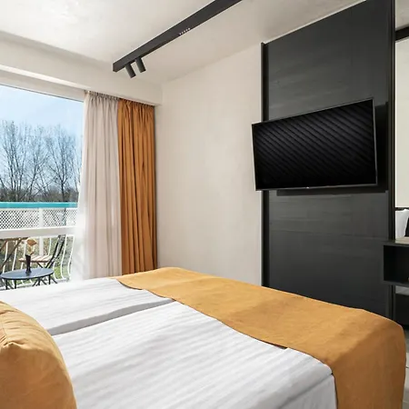 Zefir 3* サニービーチ