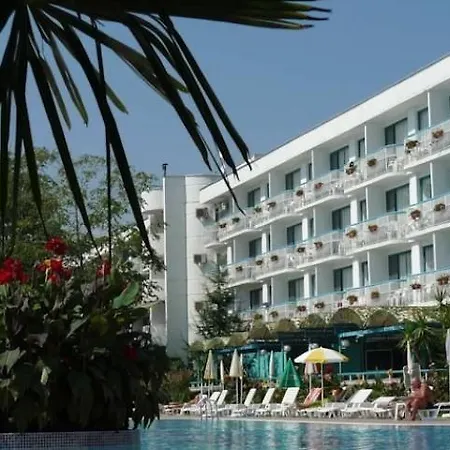 Zefir Hotel 3*