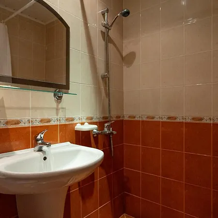 Hotell Zefir 3*