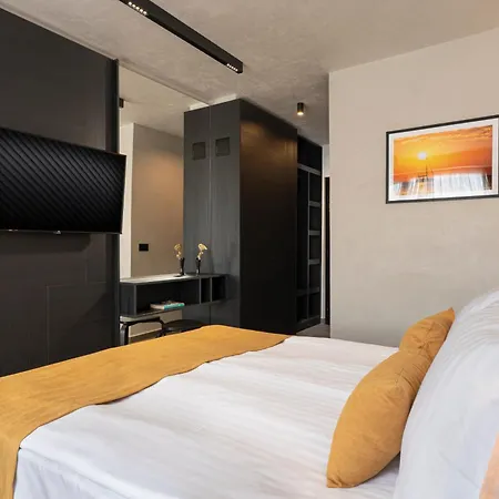 Zefir Hotell