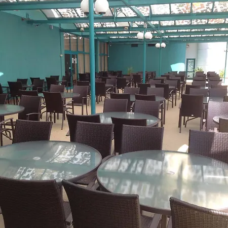 Hotell Zefir 3*