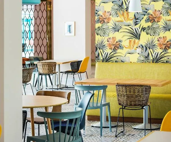 Хотел зефир