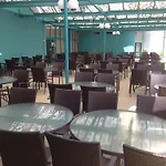 Хотел зефир 3*